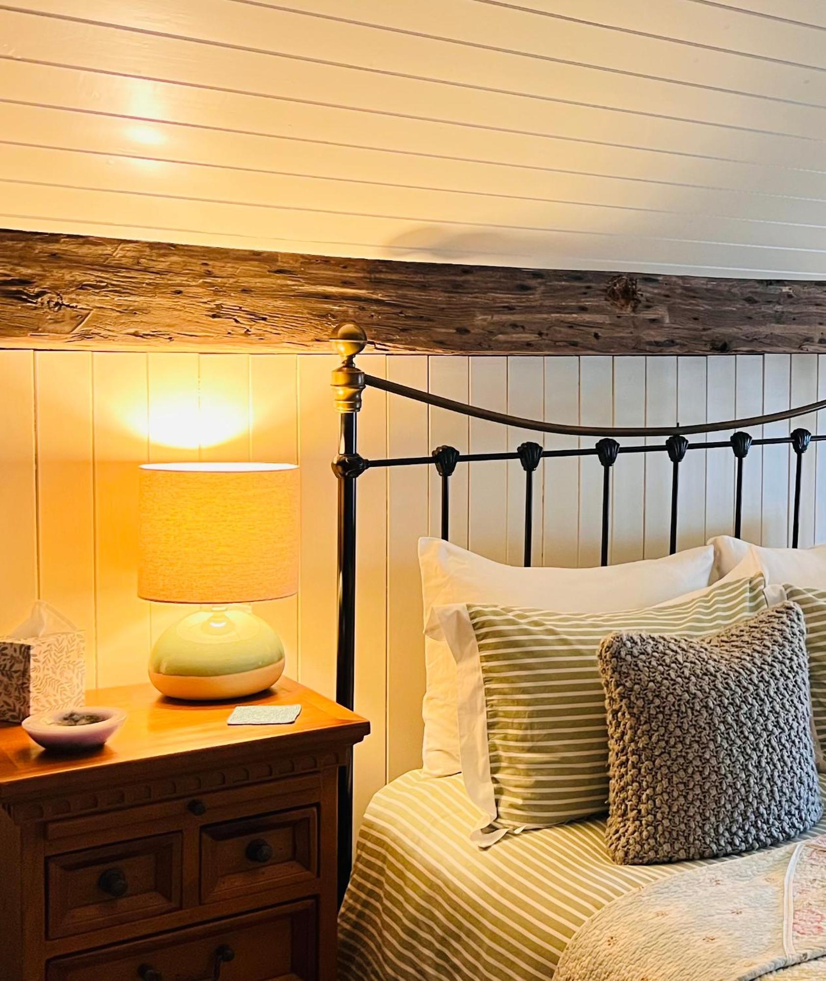 Larchmount House B&B ロンドンデリー エクステリア 写真