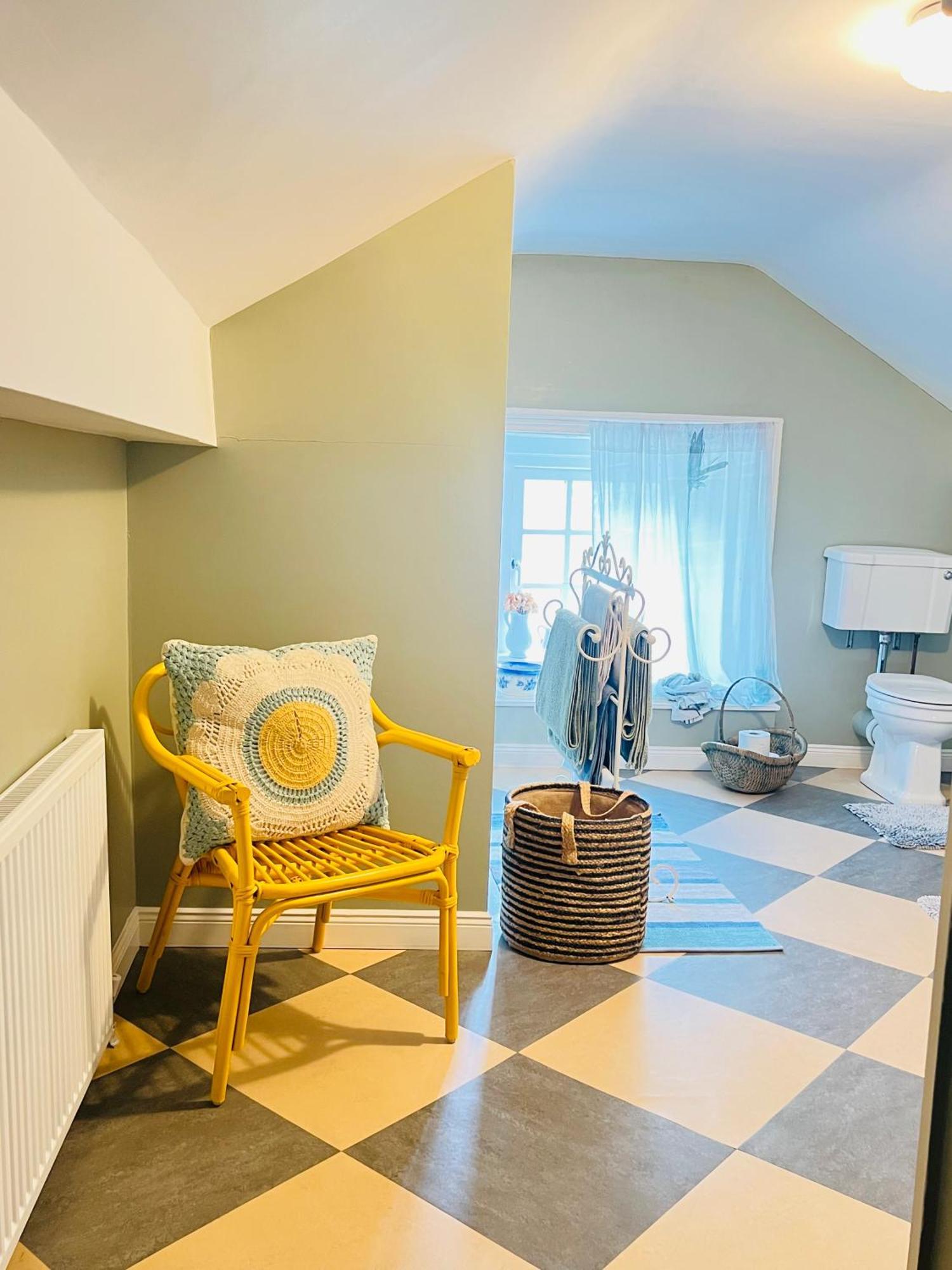 Larchmount House B&B ロンドンデリー エクステリア 写真
