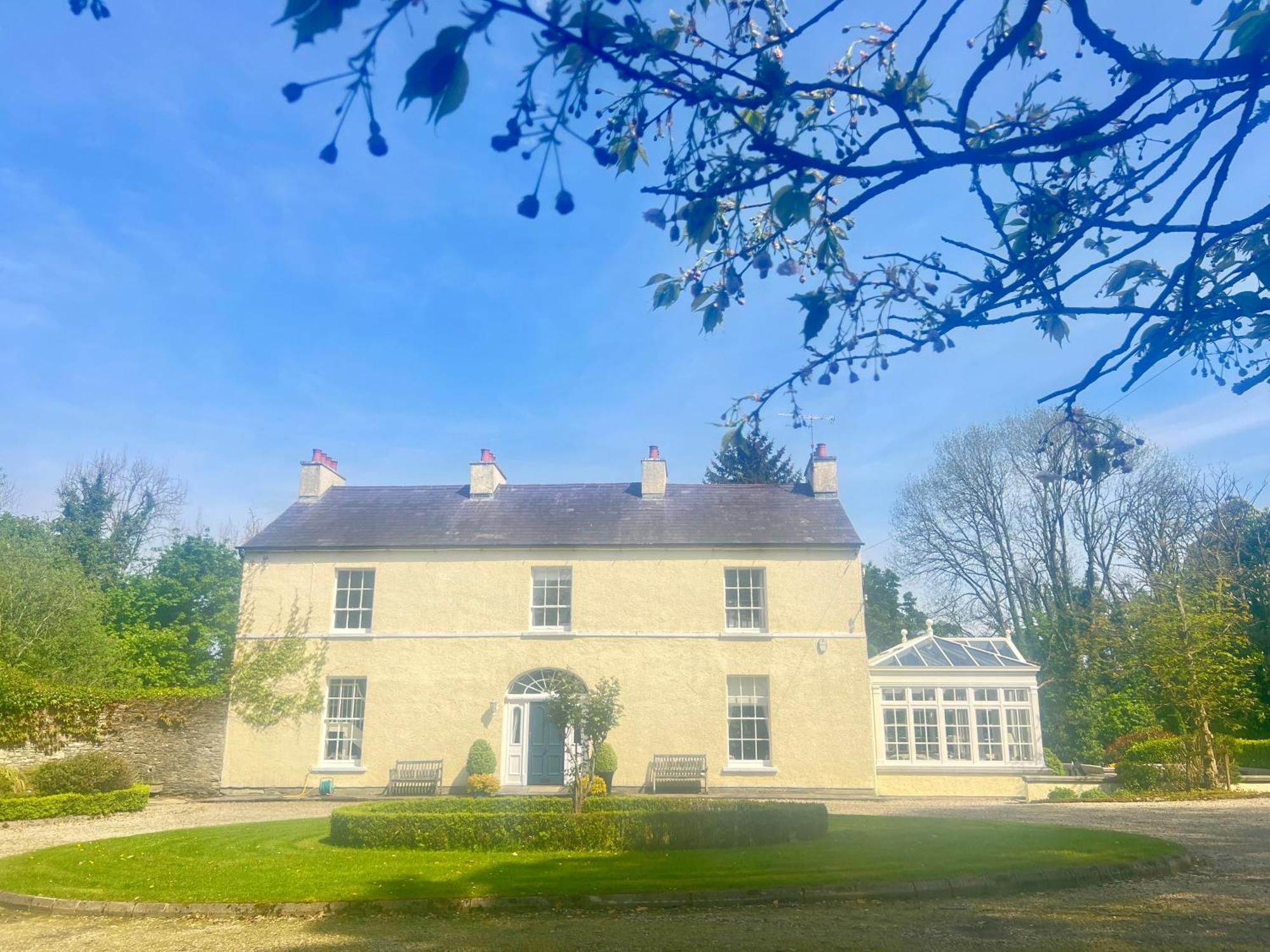 Larchmount House B&B ロンドンデリー エクステリア 写真