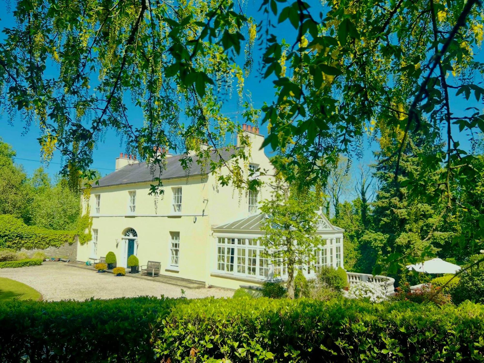 Larchmount House B&B ロンドンデリー エクステリア 写真